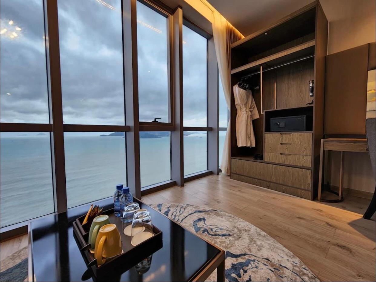 Oceanfront Panorama Residence ニャチャン エクステリア 写真